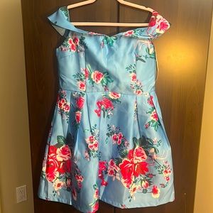 Beautiful summery floral dress